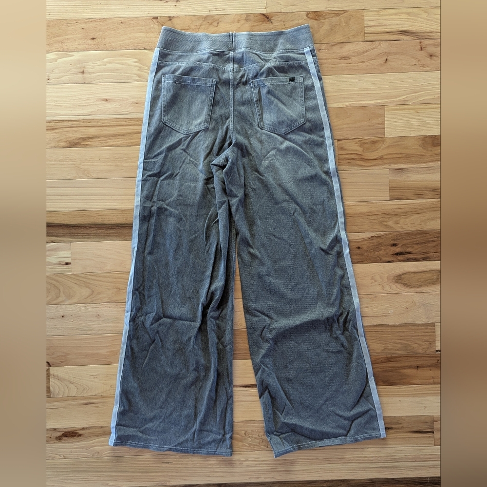 New Halara Wide Leg Jeans Size Large - Picture 6 of 11